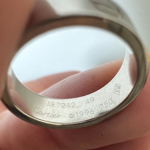 CARTIER Love Ring Classic Model 18k White Gold Sz 49 4.75 US - Picture 5 of 9